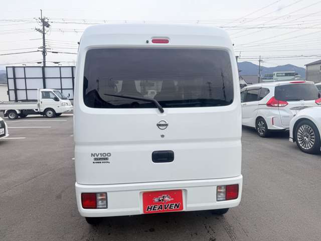 Nissan NV100 Clipper 6