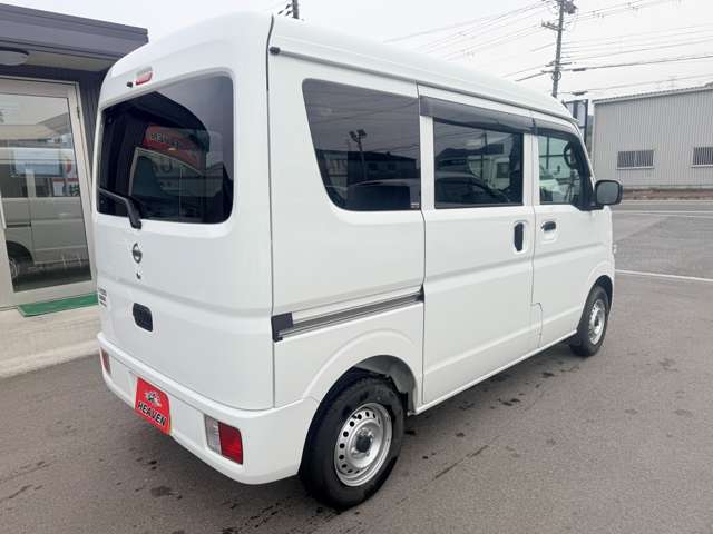 Nissan NV100 Clipper 7