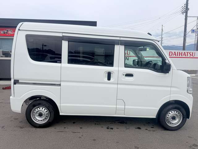 Nissan NV100 Clipper 8