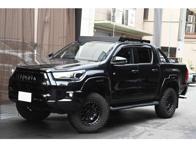 Toyota Hilux 5