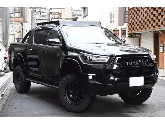 Toyota Hilux 6