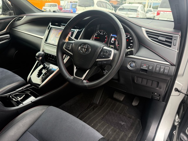 Toyota Harrier 12