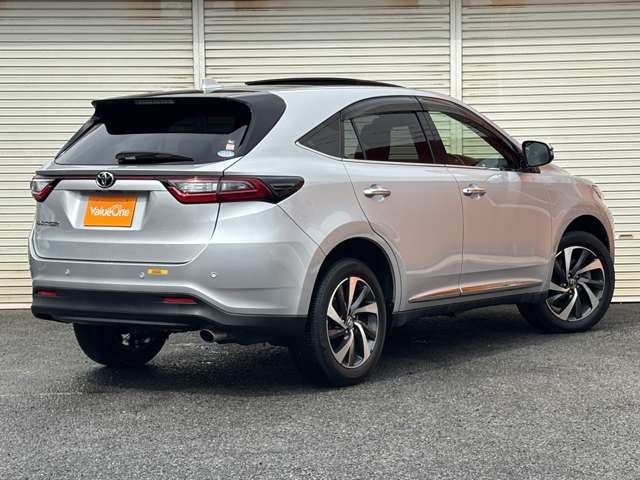 Toyota Harrier 10