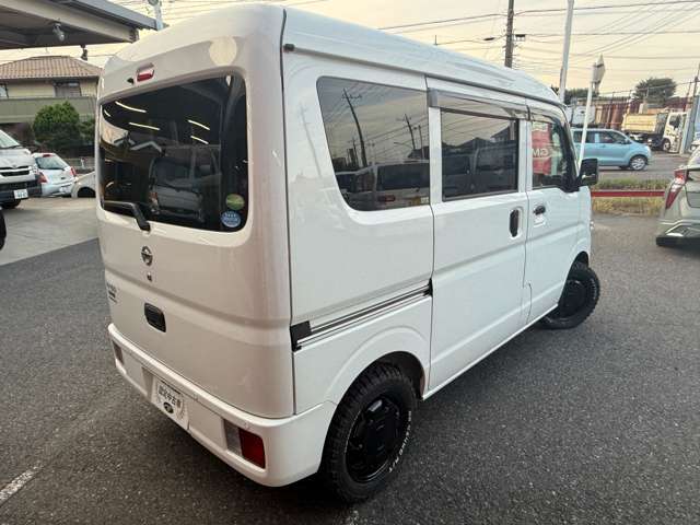 Nissan NV100 Clipper 12