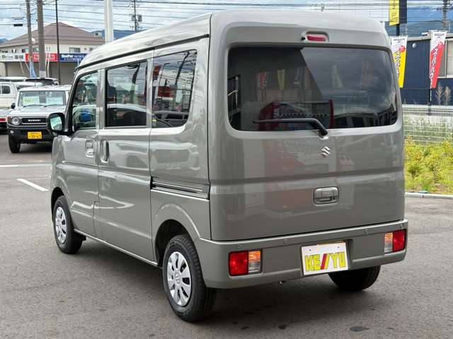 Suzuki Every 11