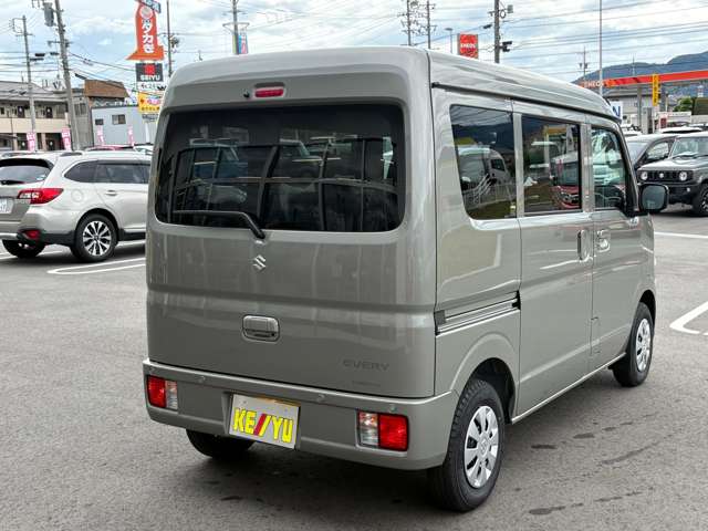 Suzuki Every 2