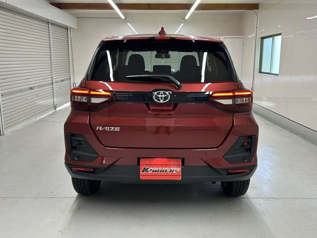 Toyota Raize 10