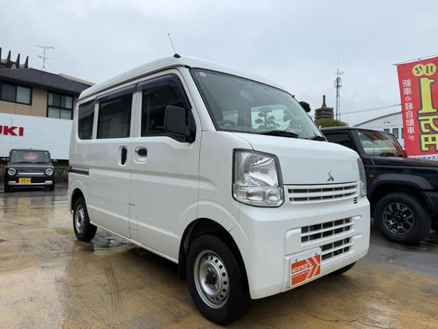 Mitsubishi Minicab Van 3