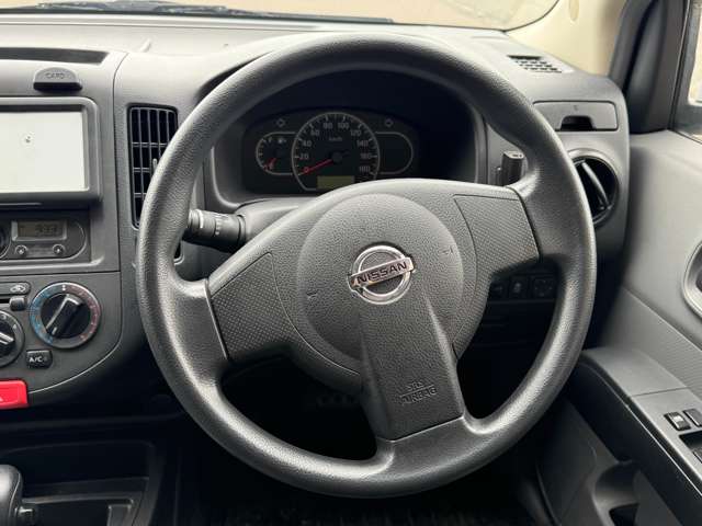 Nissan NV150 AD 5