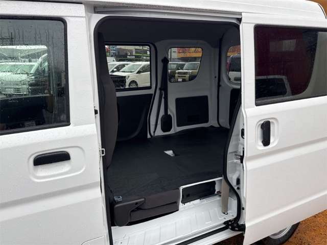 Suzuki Every 7