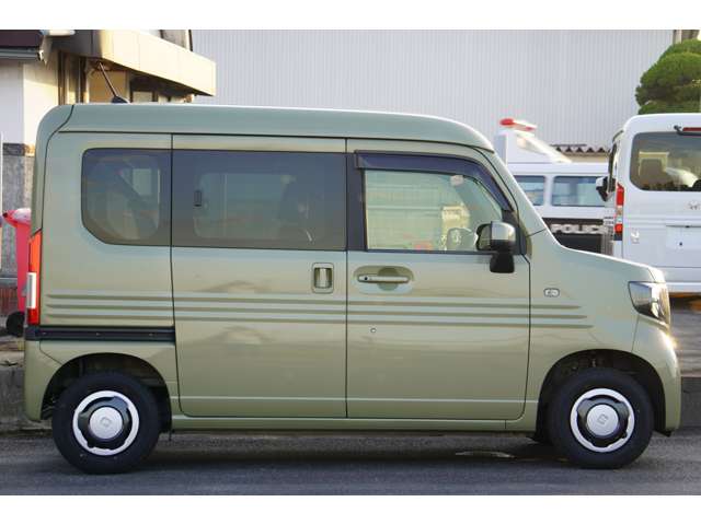 Honda N-VAN 10