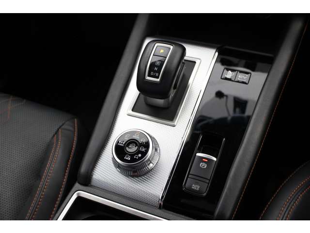 Mitsubishi Outlander 12