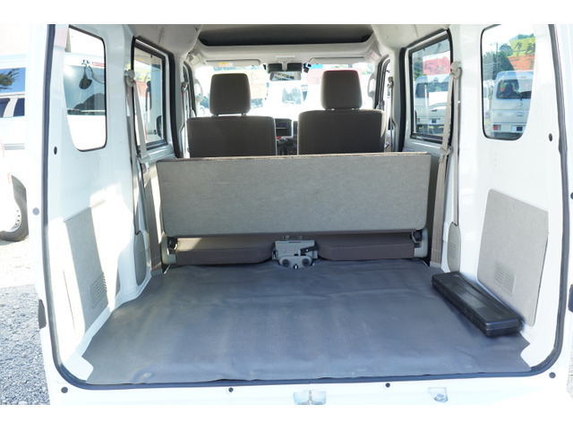 Nissan NV100 Clipper 4