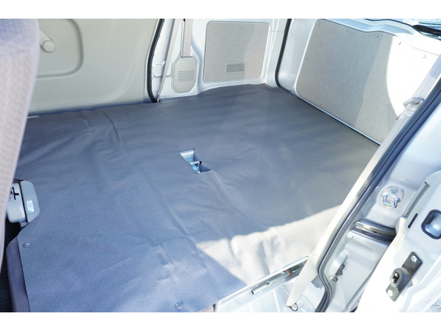 Nissan NV100 Clipper 7