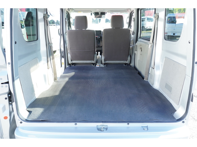 Nissan NV100 Clipper 8