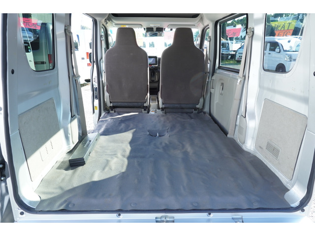 Nissan NV100 Clipper 9
