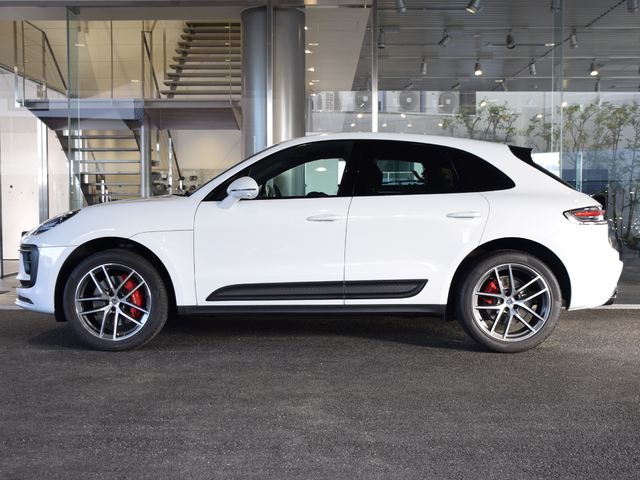 Porsche Macan 2