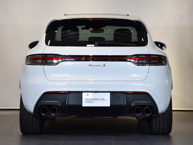 Porsche Macan 6