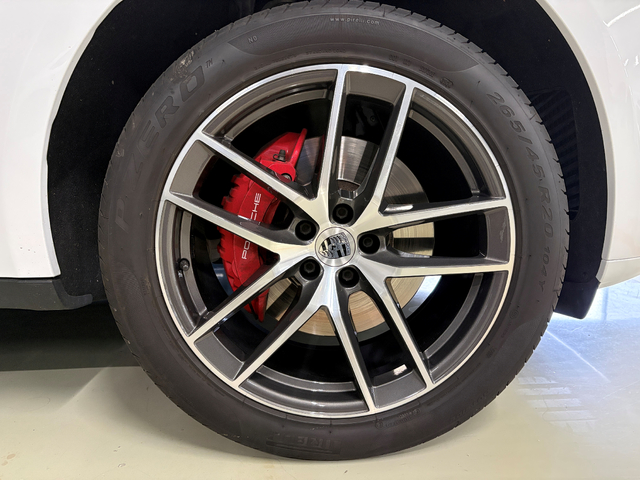 Porsche Macan 7