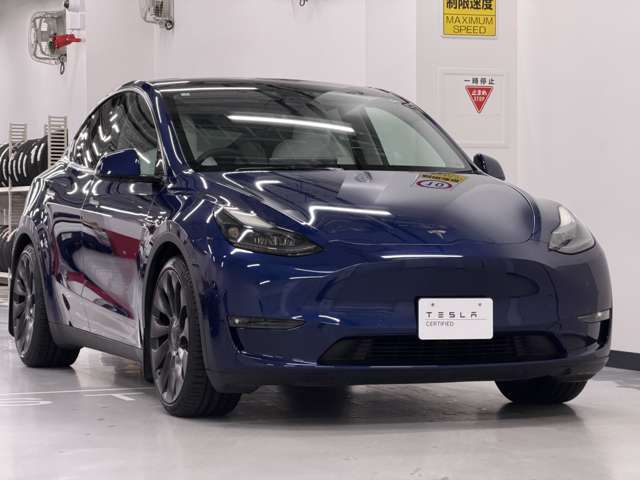 Tesla Model Y 10