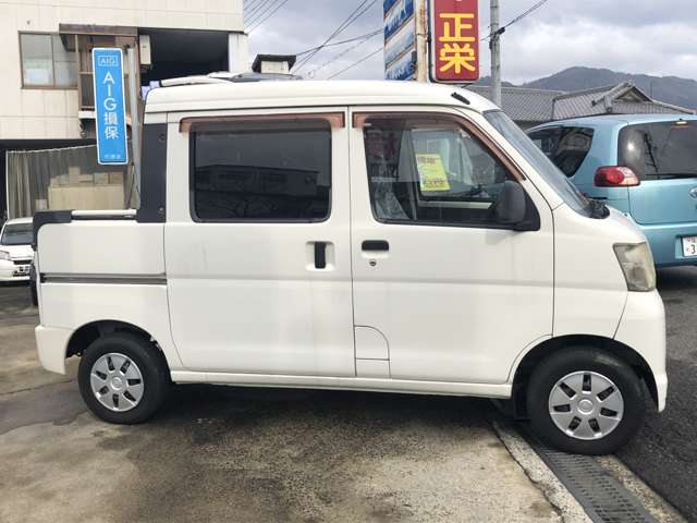 Daihatsu Hijet Deck Van 4