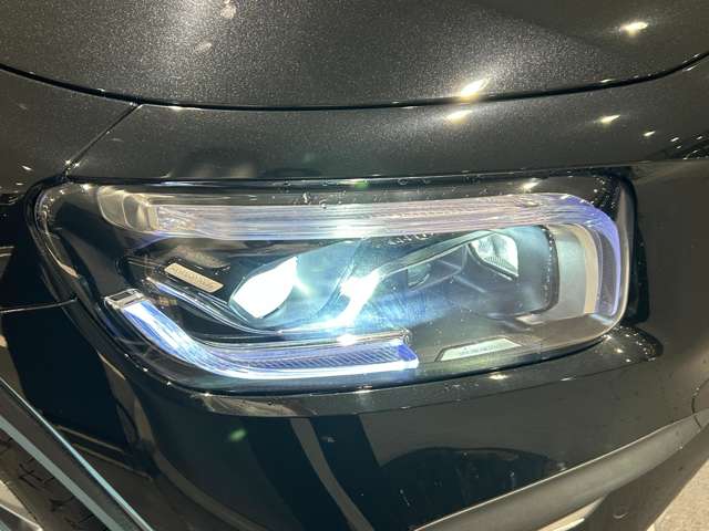 Mercedes-Benz GLB 7