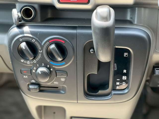 Suzuki Every 12