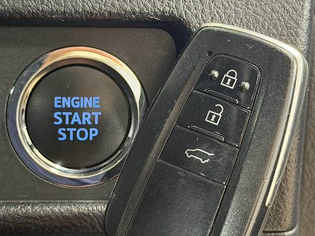 Toyota Land Cruiser Prado 7