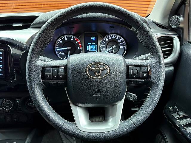 Toyota Hilux 10