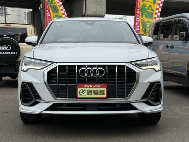Audi Q3 4