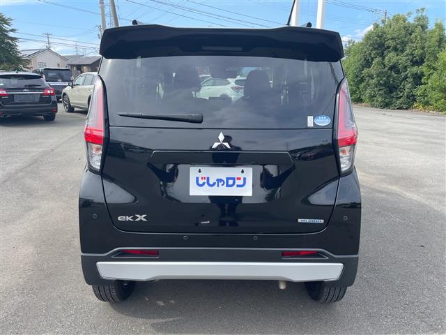 Mitsubishi eK X 12