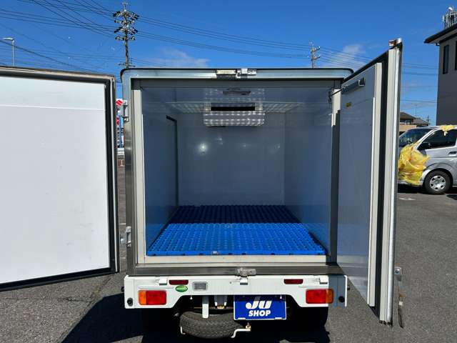 Mazda Scrum Truck 6
