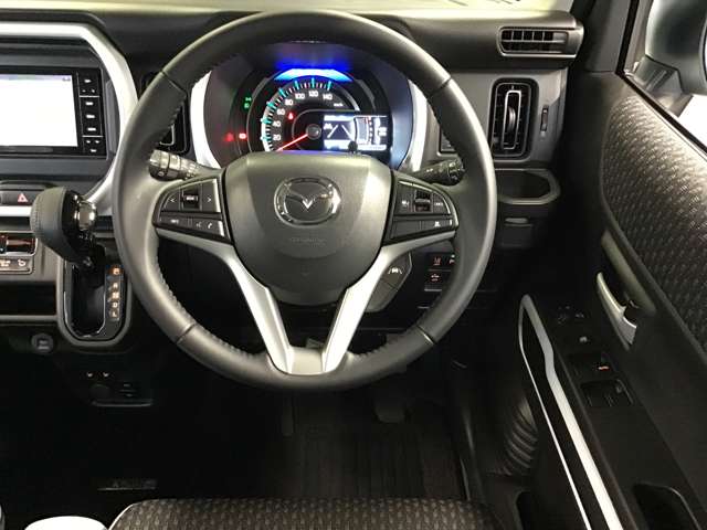 Mazda Flair Crossover 7