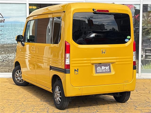 Honda N-VAN 8