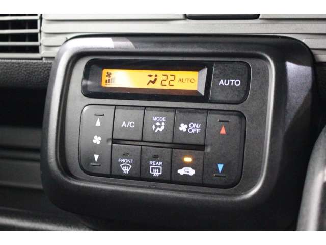 Honda N-VAN 12