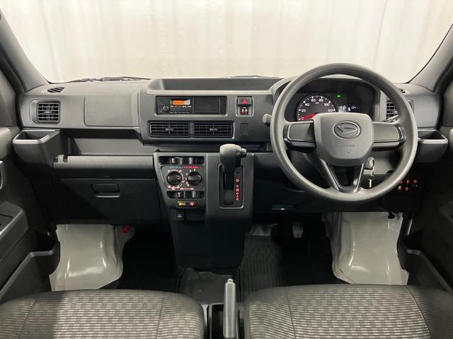Daihatsu Hijet Cargo 10