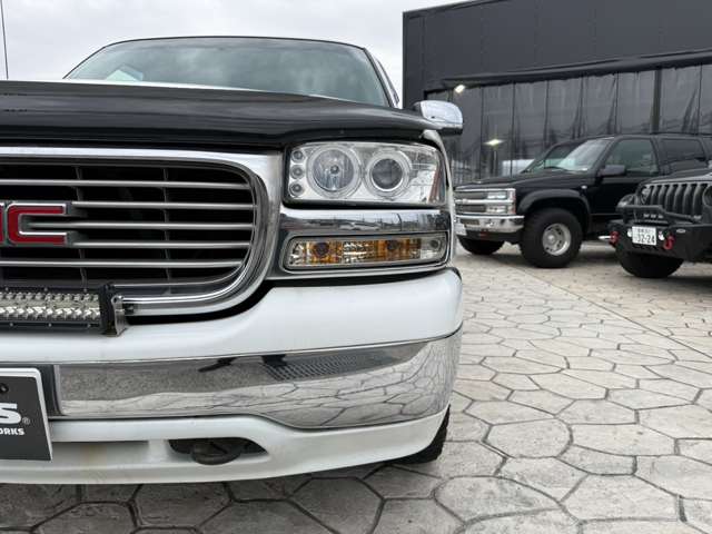 GMC Sierra 11