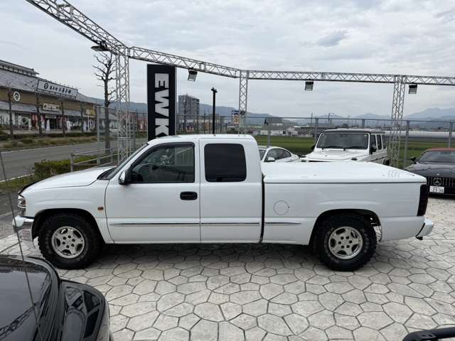 GMC Sierra 3