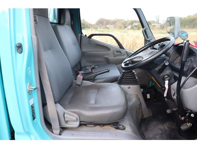 Hino Dutro 5