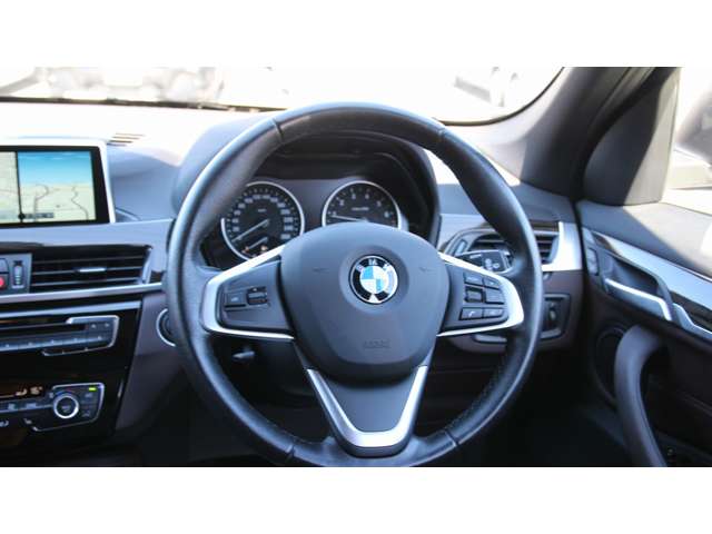 BMW X1 12