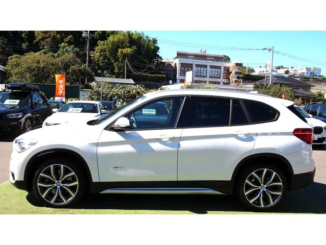 BMW X1 8