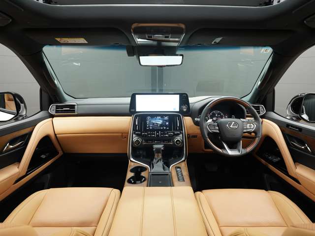 Lexus LX 5