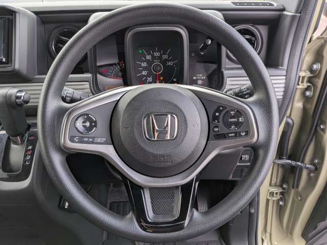 Honda N-VAN 12