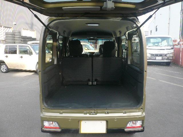 Daihatsu Atrai 7