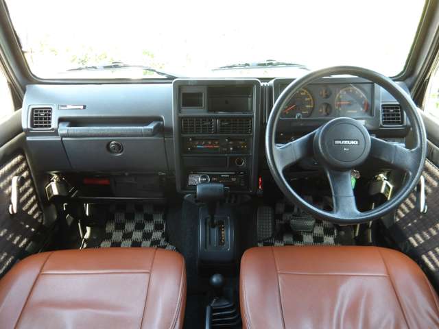 Suzuki Jimny 12