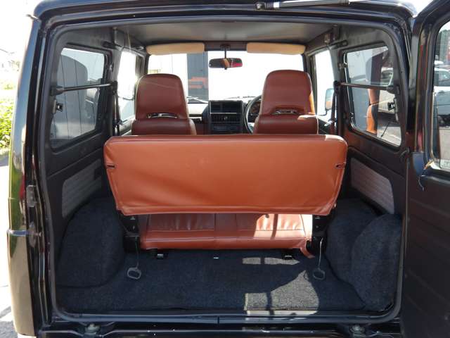 Suzuki Jimny 4