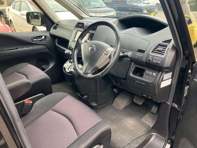 Nissan Serena 7