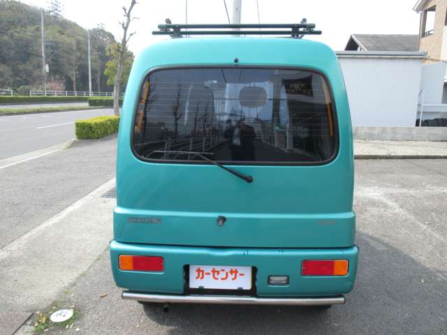 Daihatsu Midget II 8