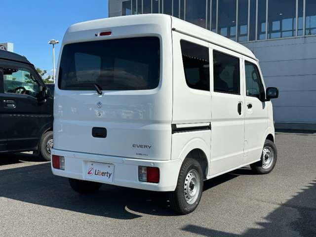 Suzuki Every 8