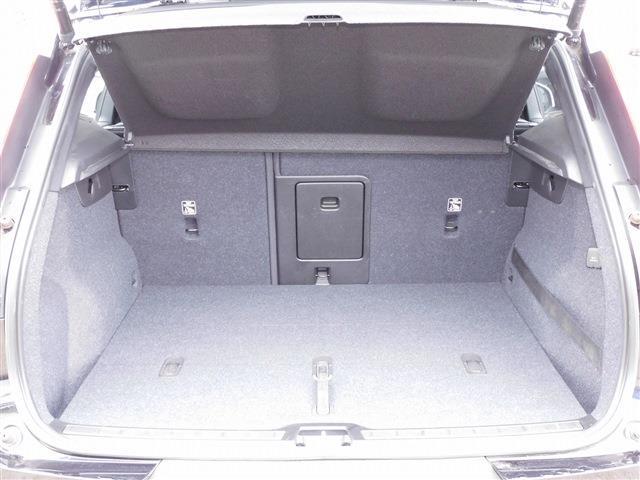 Volvo XC40 8